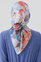 Şakayık Çiçeği Desenli Eşarp - Mavi TUGBA