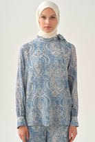 Şal Desenli Fular Yakalı Bluz - İndigo TUGBA