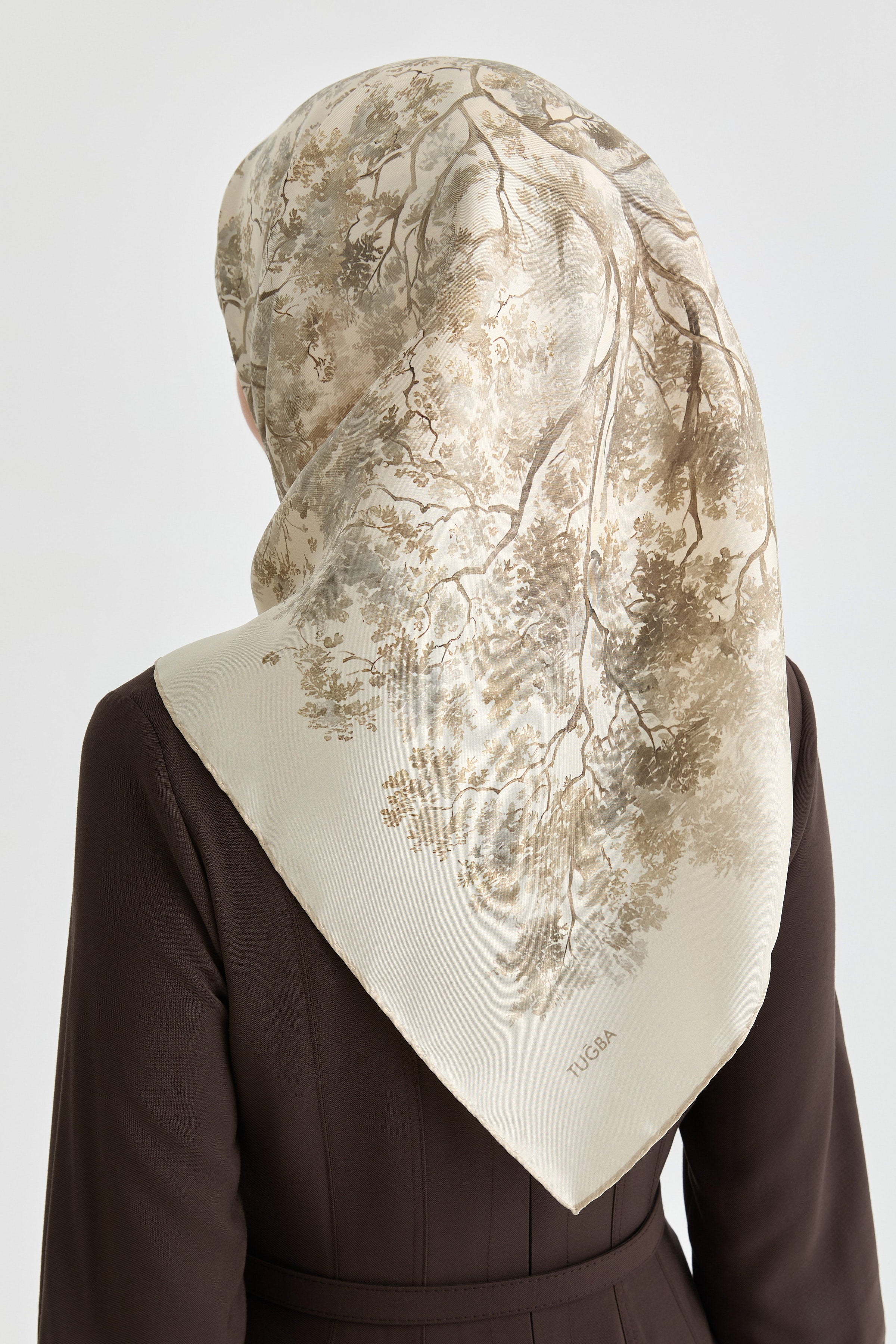 Belva Twill İpek Eşarp - Bej TUGBA