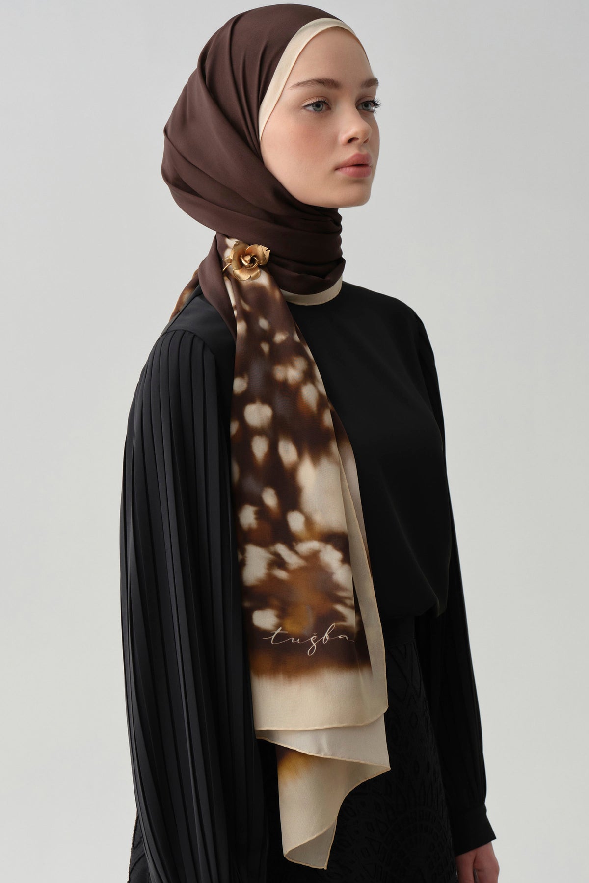 Sebu Crepe Silk Shawl - Brown