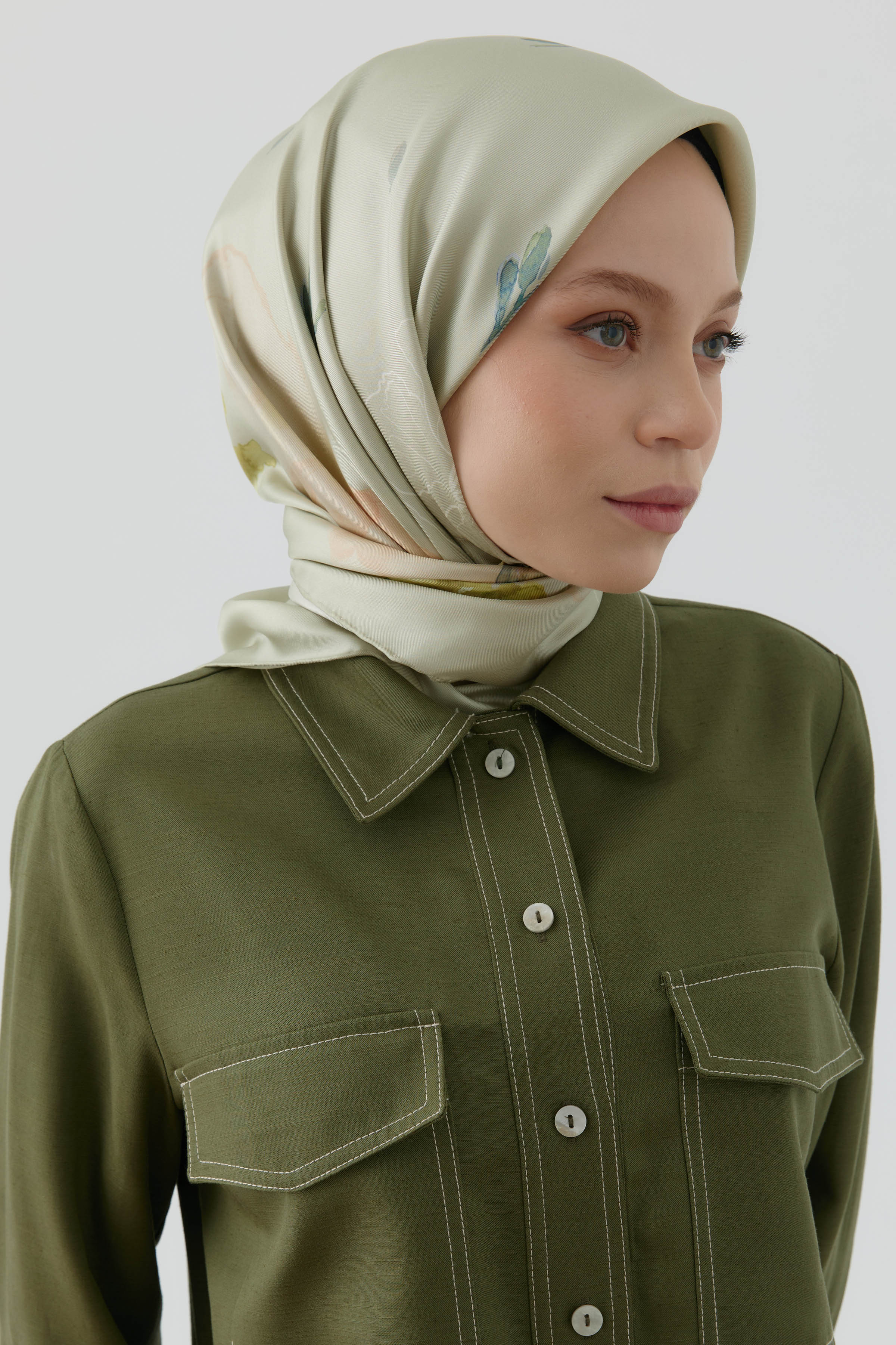 Süregan Twill İpek Eşarp - Su Yeşili TUGBA