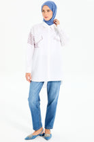 Süs Cep Kapaklı Garnili Gömlek - Beyaz TUGBA