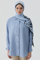 Ters Kapamalı Keten Gömlek - Açık Mavi TUGBA