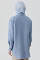 Ters Kapamalı Keten Gömlek - Açık Mavi TUGBA