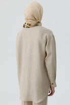 Ters Kapamalı Keten Gömlek - Bej TUGBA