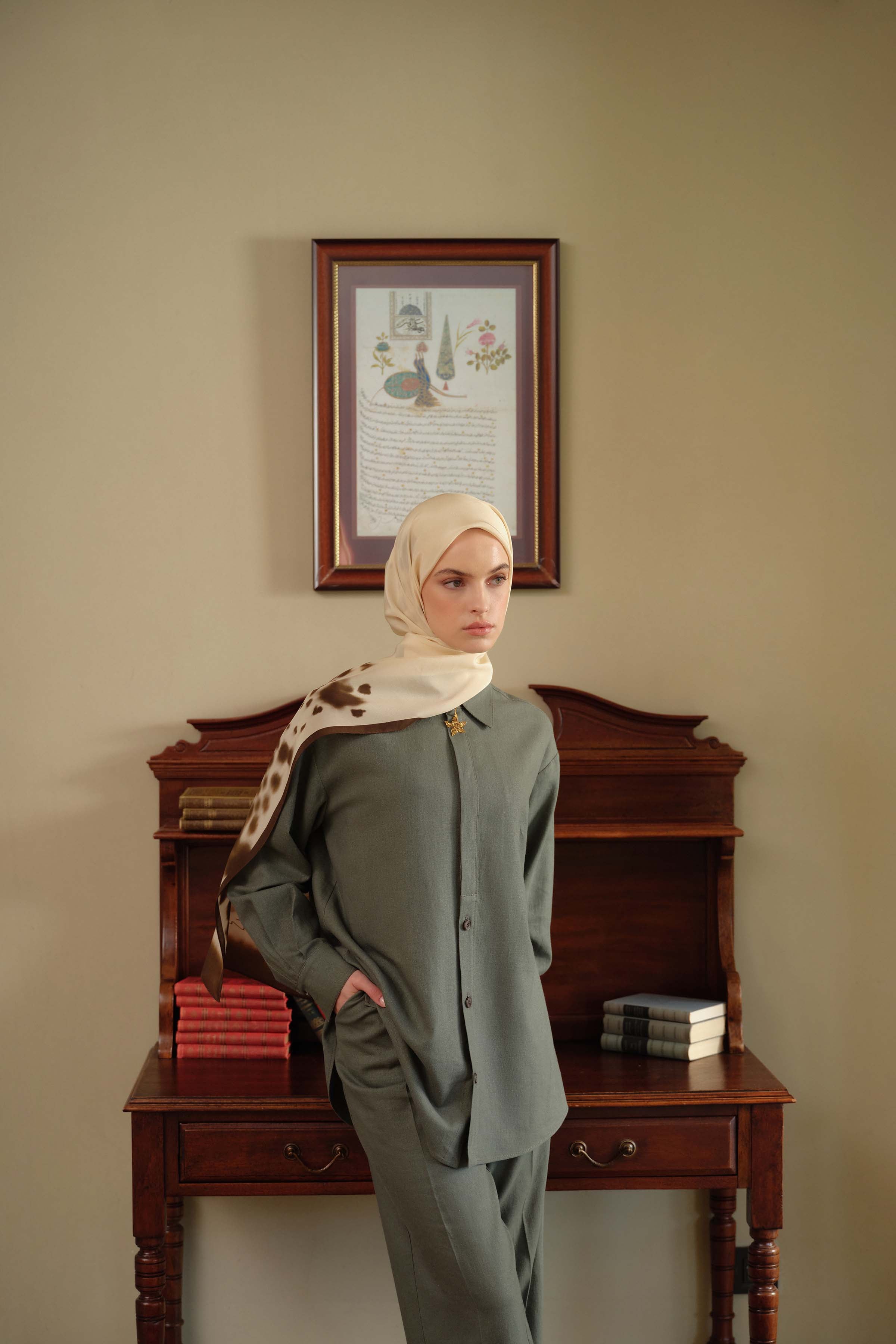 Reverse Closure Linen Shirt - Khaki – TUĞBA