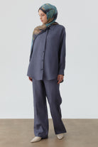 Ters Kapamalı Keten Gömlek - İndigo TUGBA