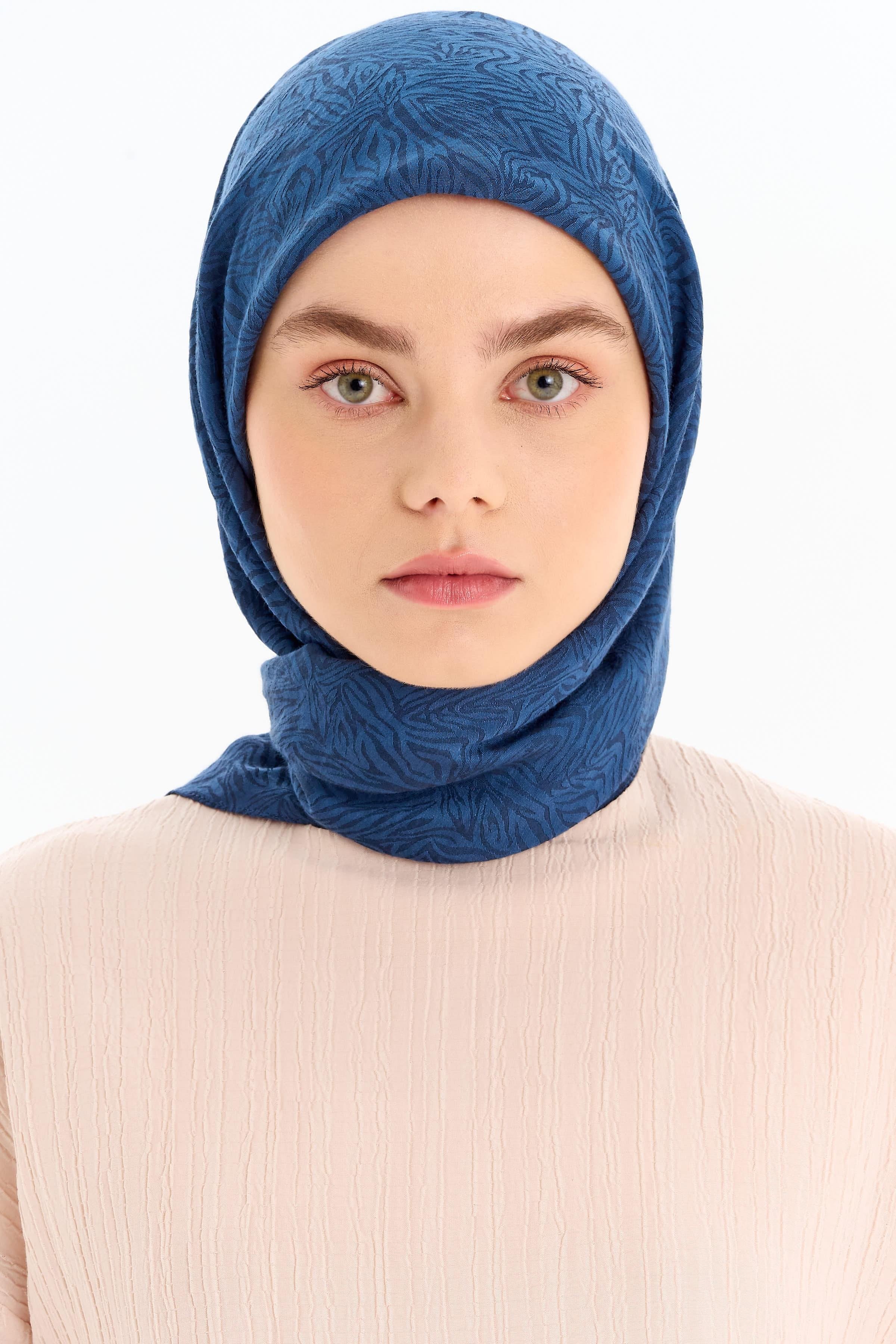 Zebra Desen Viskon Eşarp - İndigo TUGBA