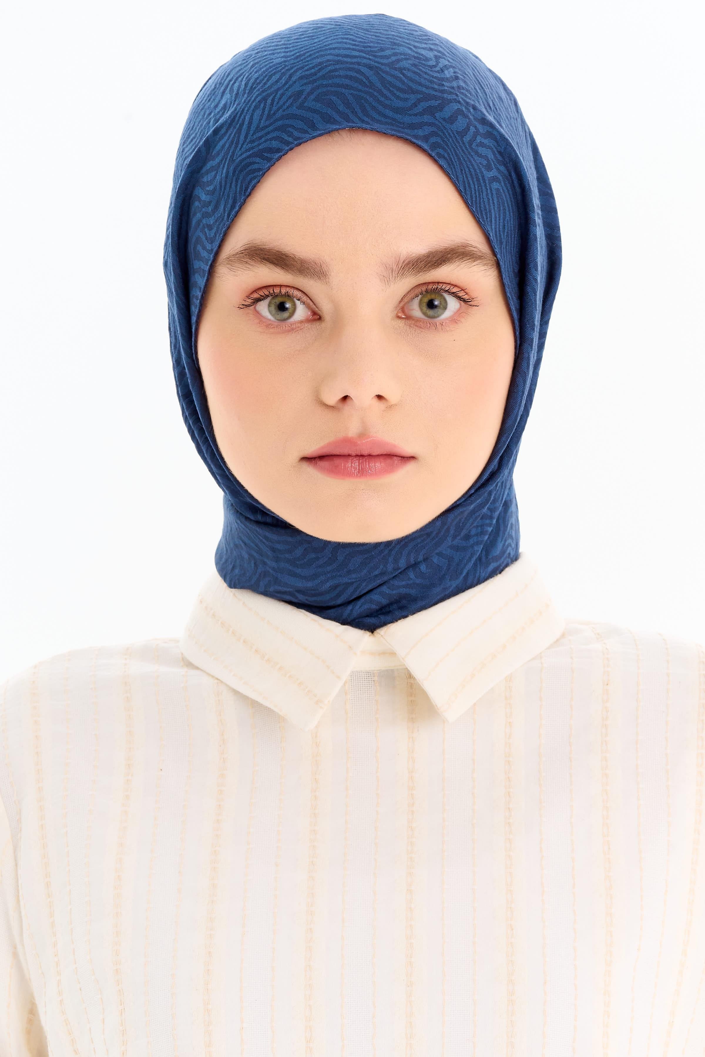 Zebra Desen Viskon Şal - İndigo TUGBA