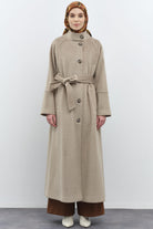 Dik Yakalı Beli Kuşaklı Manto - Vizon TUGBA