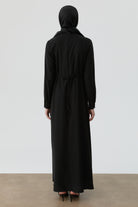 Yaka Ve Bilek Lastik Detaylı Elbise - Siyah TUGBA