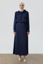 Yakası Broşlu Bluz Etek Takım - Lacivert TUGBA