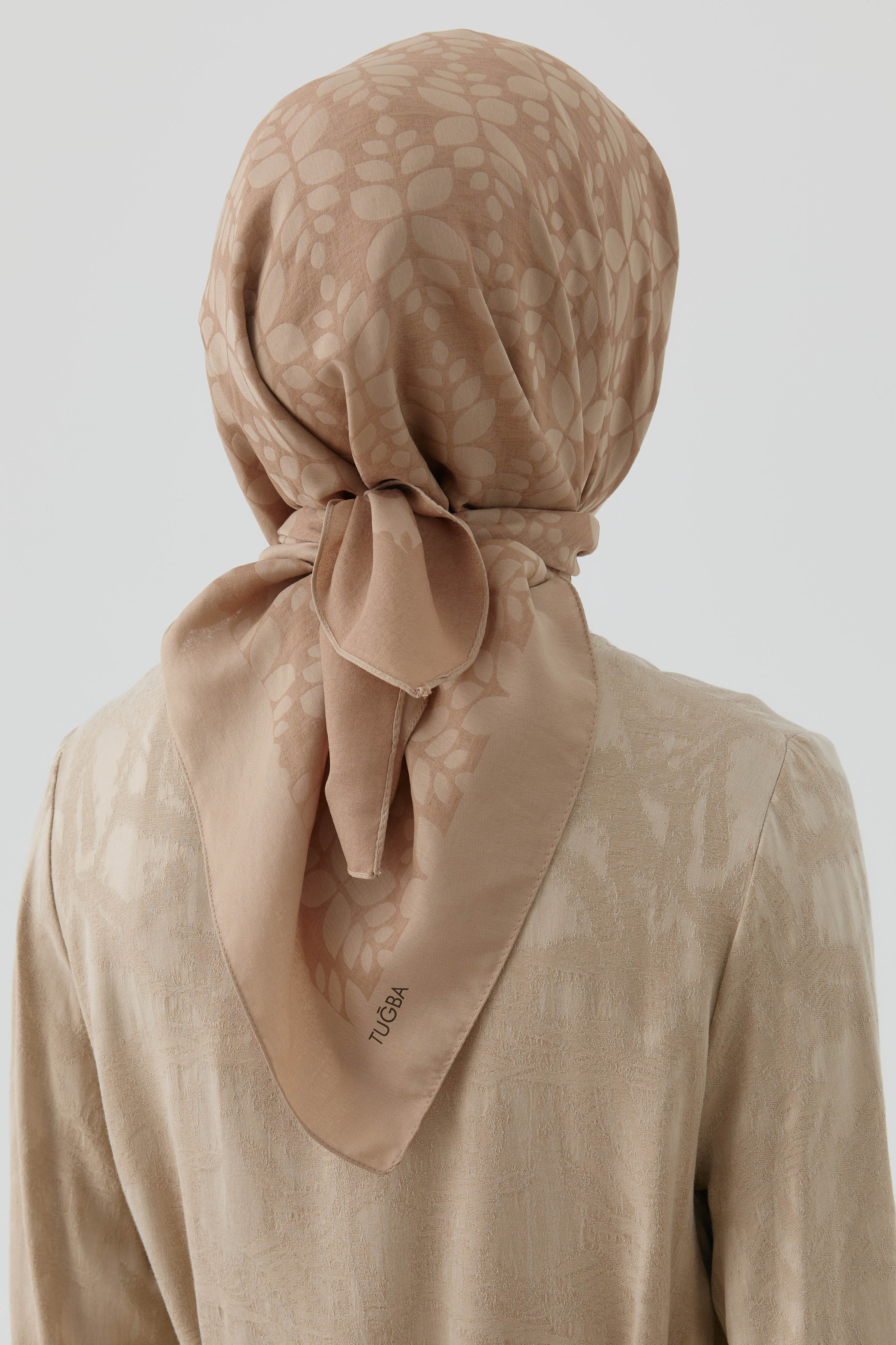 Yaprak Desen Stil Eşarp - Vizon TUGBA