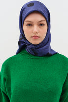 Yaprak Desenli Twill İpek Eşarp - Mavi TUGBA