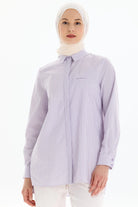 Yırtmaç Detaylı Çizgili Gömlek - Lila TUGBA