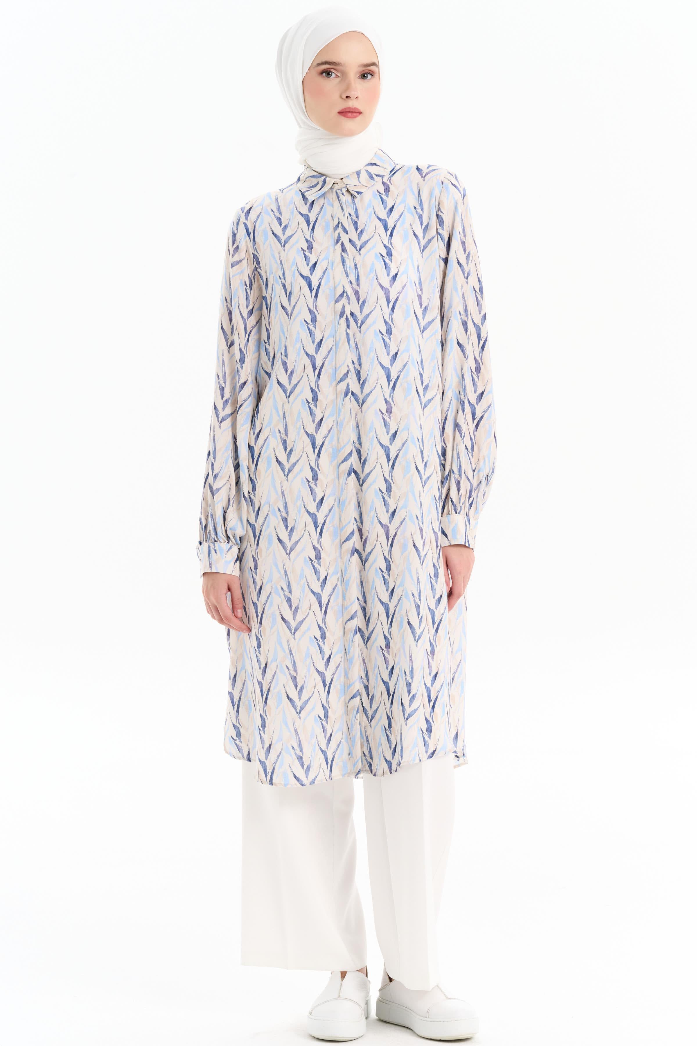 Yırtmaç Detaylı Desenli Tunik - Mavi TUGBA