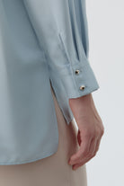 Yırtmaçlı Asimetrik Kesim Bluz - Açık Mavi TUGBA