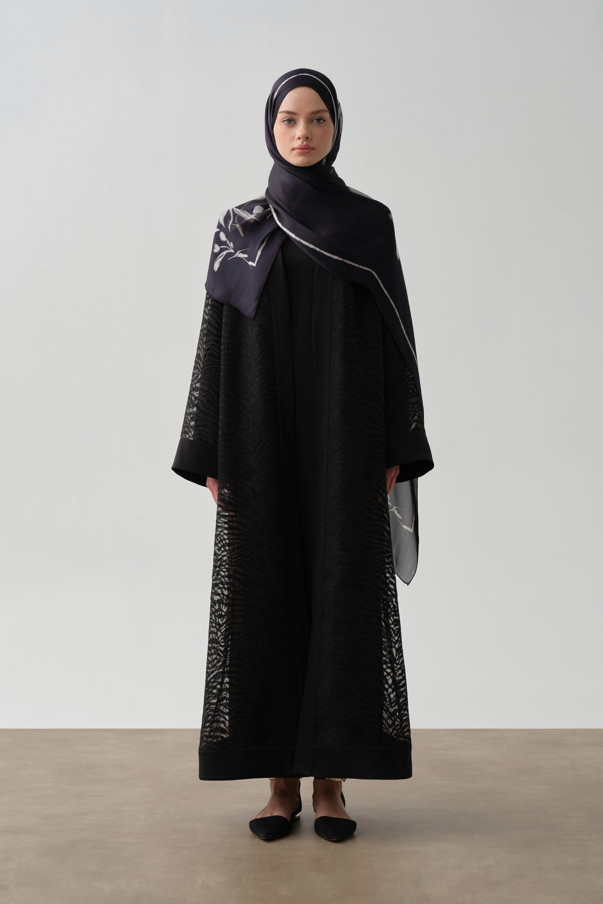 Zebra Desen Abaya - Siyah TUGBA