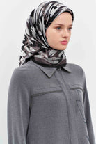 Zincir Desen Sura İpek Eşarp - Antrasit TUGBA